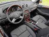 Mercedes-Benz ML350 interior